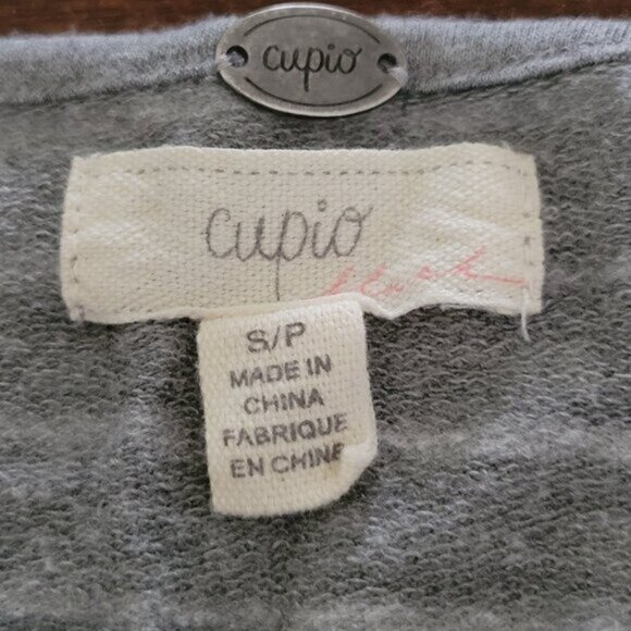 Cupio Women's Long Sleeve Gray White Striped Blouse Size Small - Picture 3 of 5